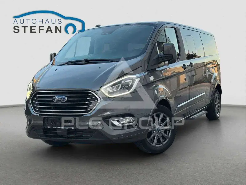 2021 Ford Tourneo