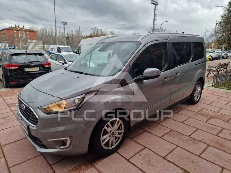 2021 Ford Tourneo