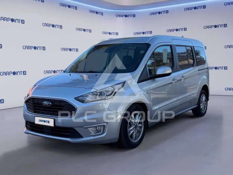 2021 Ford Tourneo