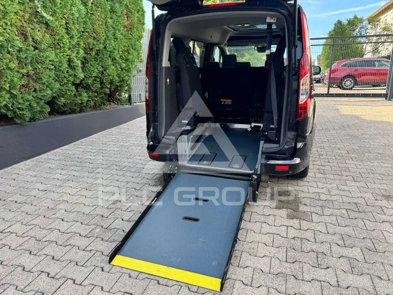 2021 Ford Tourneo