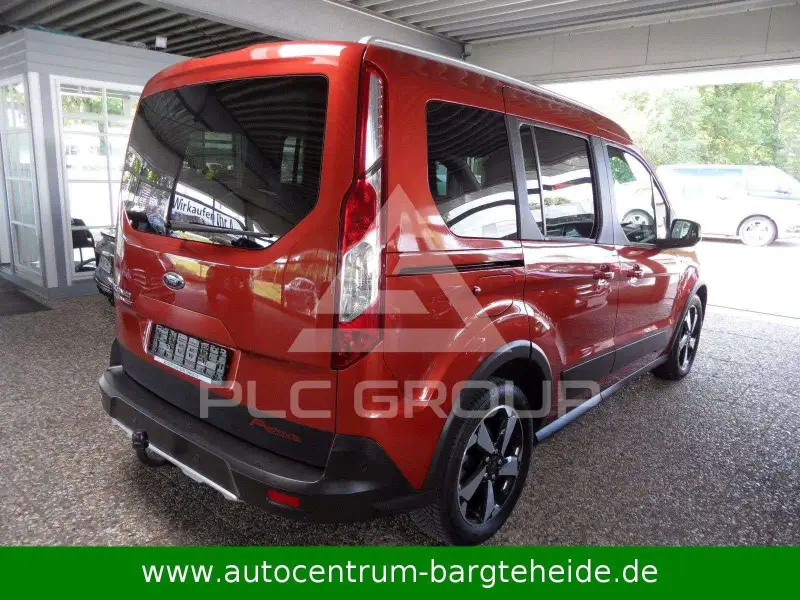 2021 Ford Tourneo