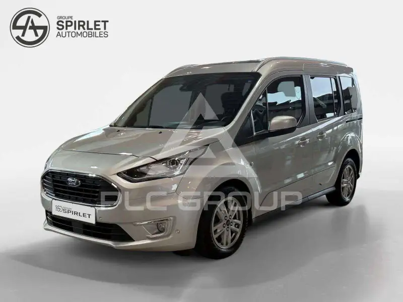 2021 Ford Tourneo