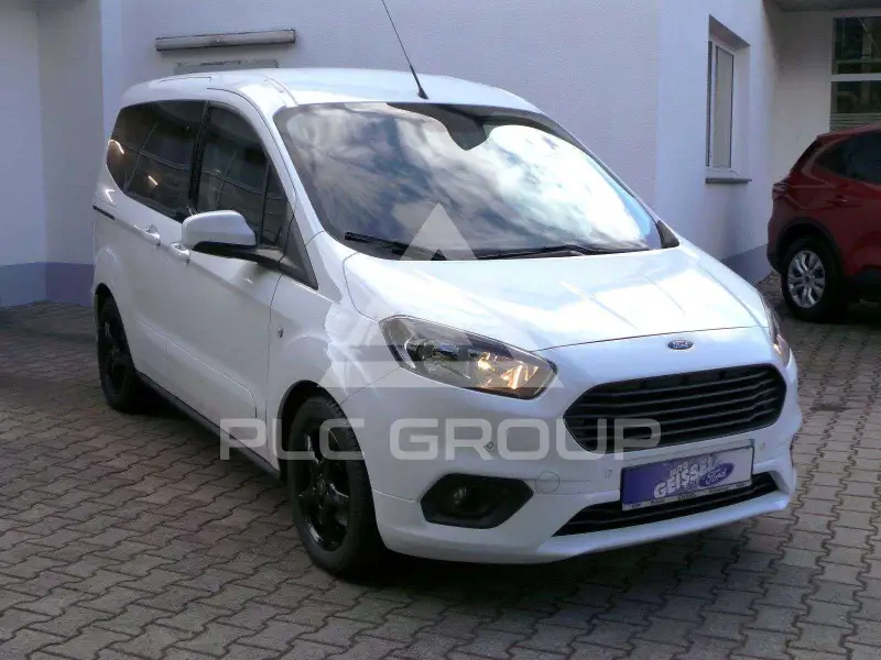 2021 Ford Tourneo