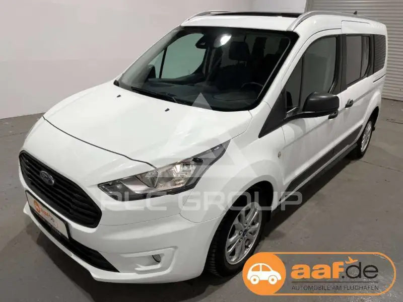 2021 Ford Tourneo