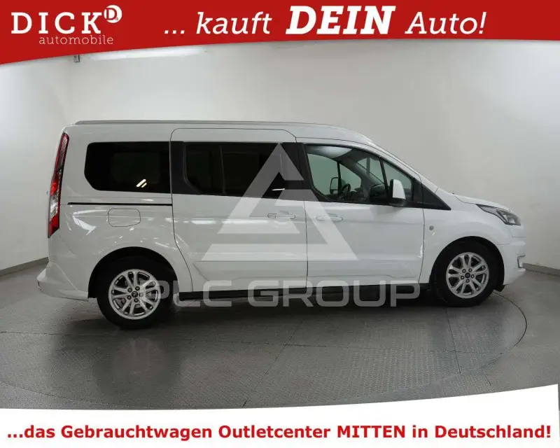 2021 Ford Tourneo
