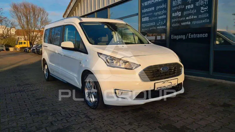 2021 Ford Tourneo