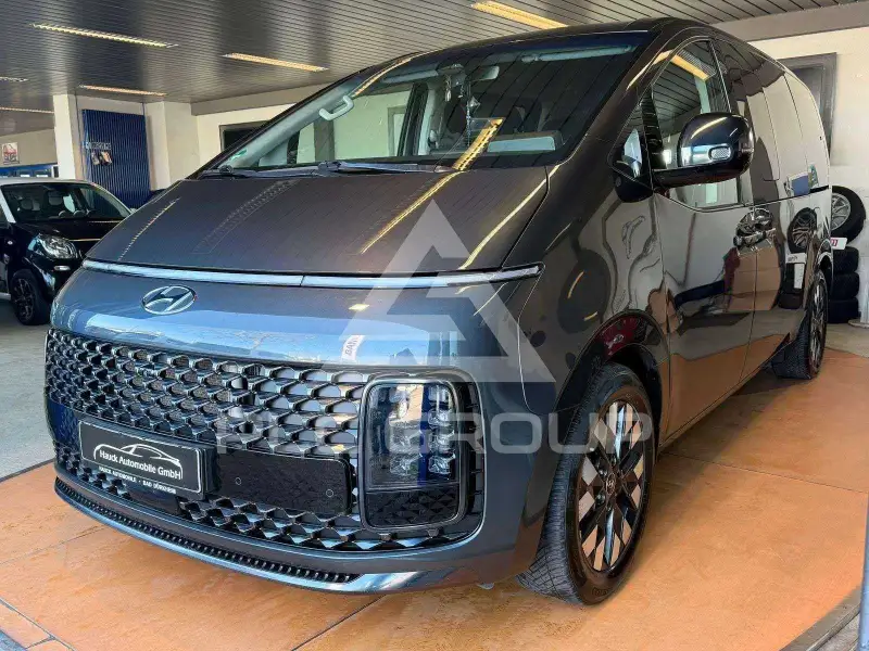 2021 Hyundai Staria