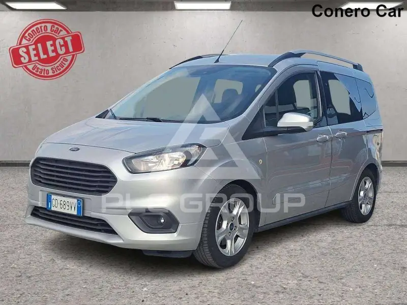 2021 Ford Tourneo