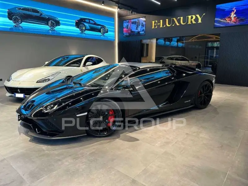 2021 Lamborghini Aventador