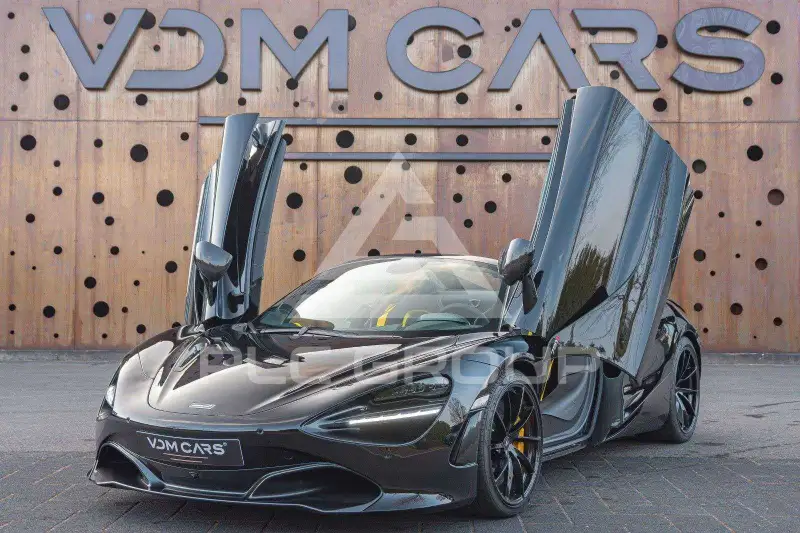 2021 McLaren 720S