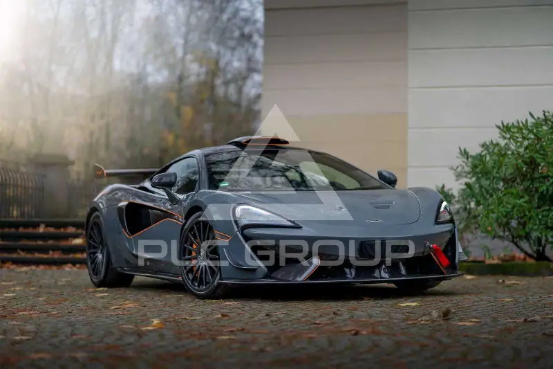 2021 McLaren 620