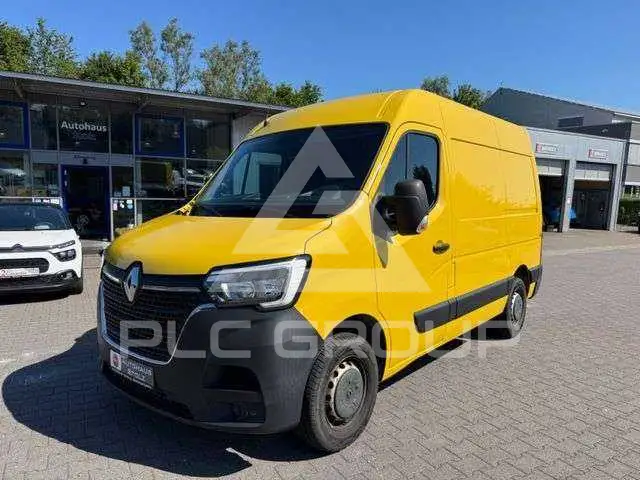 2021 Renault Master