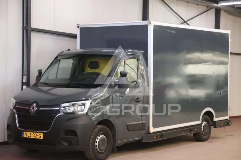 2021 Renault Master