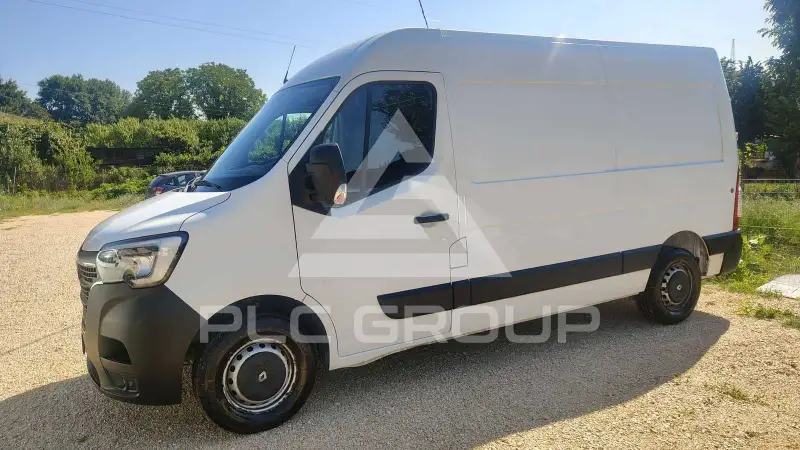 2021 Renault Master