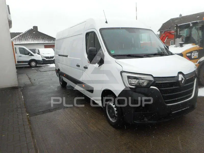 2021 Renault Master