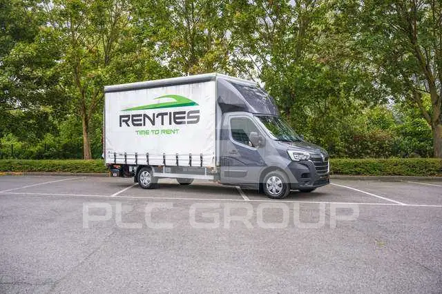 2021 Renault Master