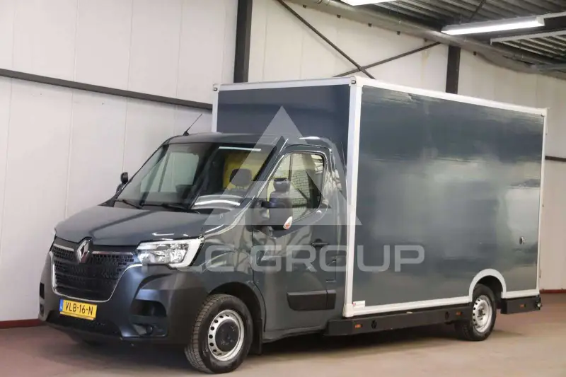 2021 Renault Master