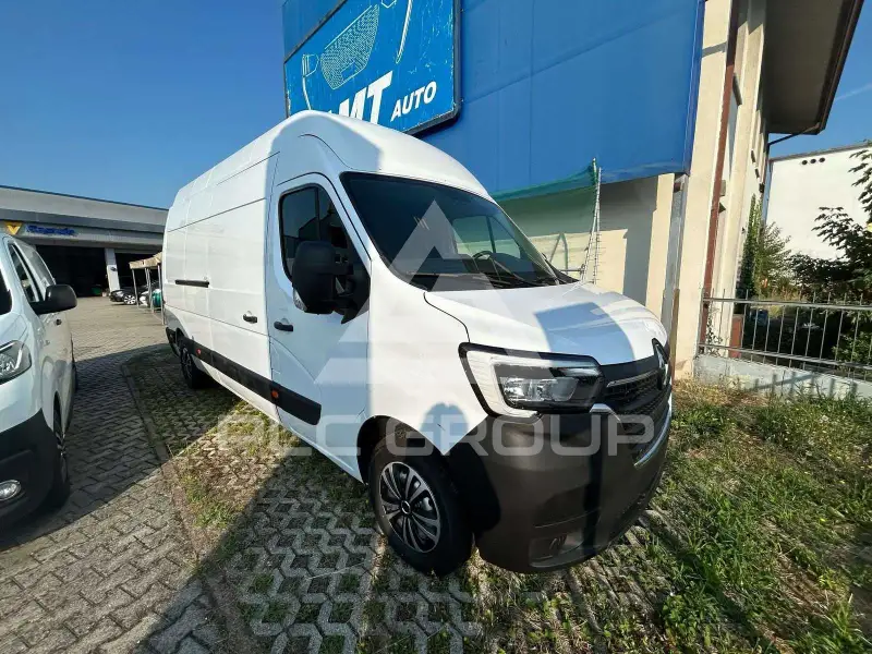 2021 Renault Master