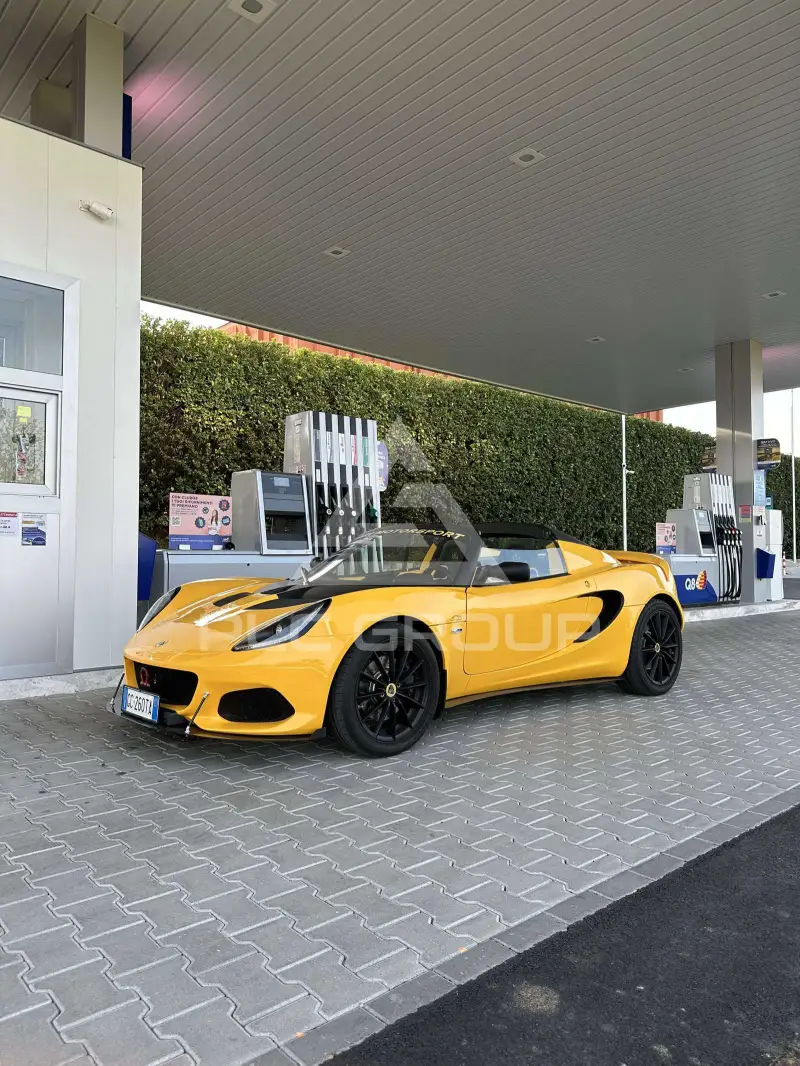 2021 Lotus Elise