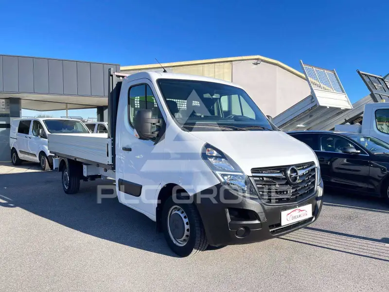 2021 Opel Movano