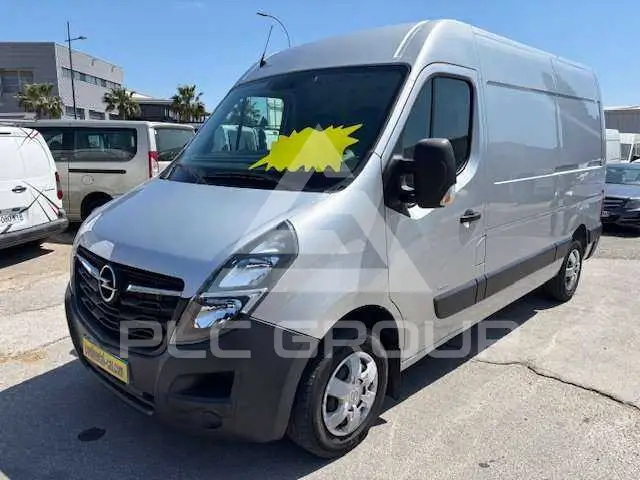 2021 Opel Movano