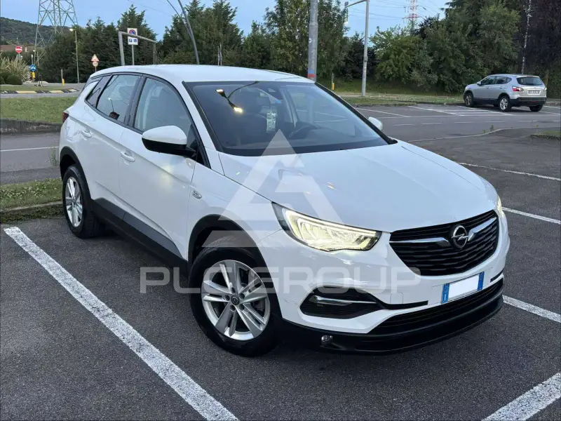 2021 Opel GrandlandX