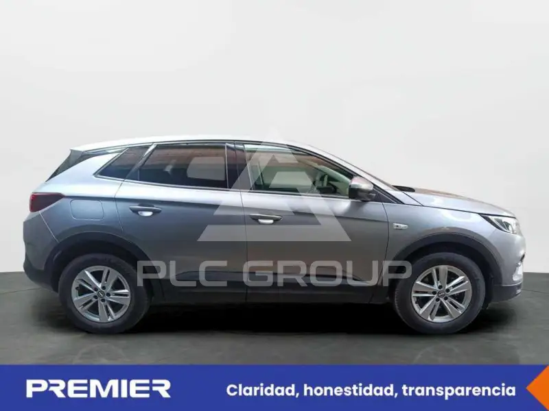 2021 Opel GrandlandX