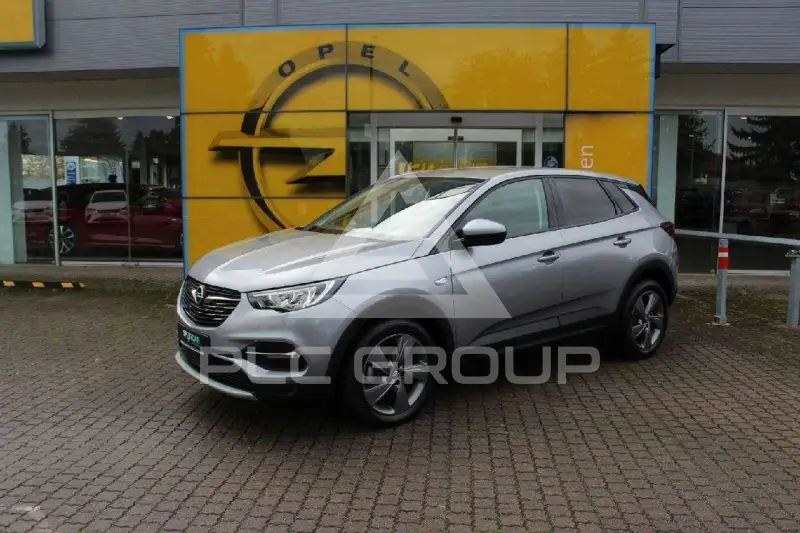 2021 Opel GrandlandX