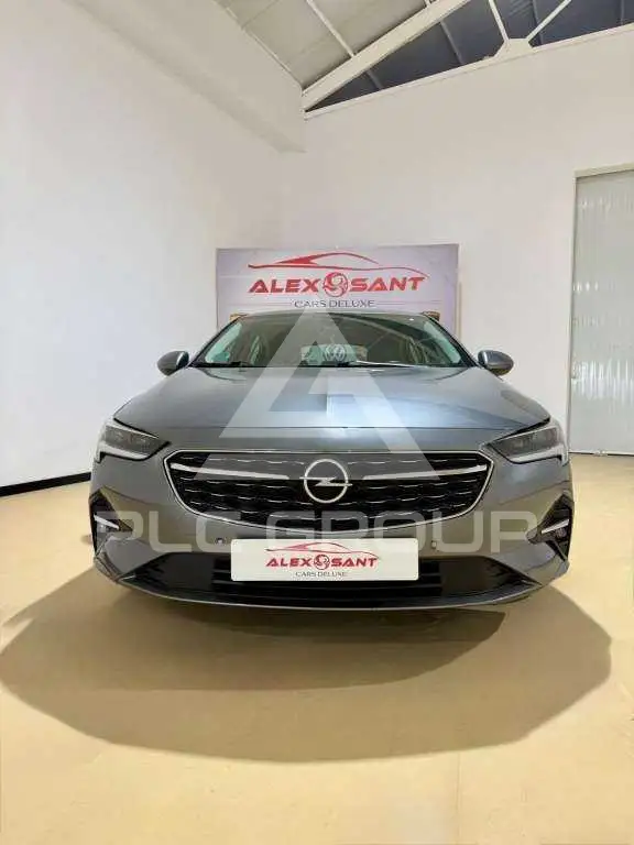 2021 Opel Insignia