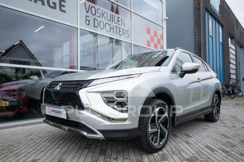 2022 Mitsubishi ECLIPSE