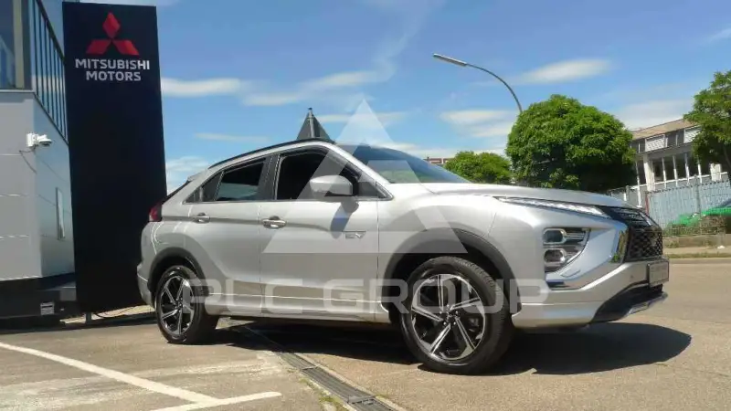 2022 Mitsubishi ECLIPSE