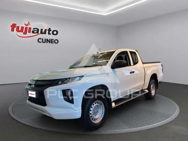 2022 Mitsubishi L200