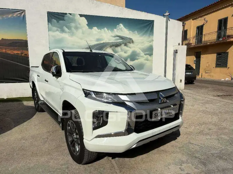 2022 Mitsubishi L200