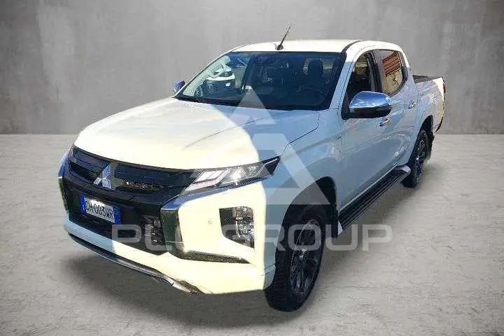 2022 Mitsubishi L200