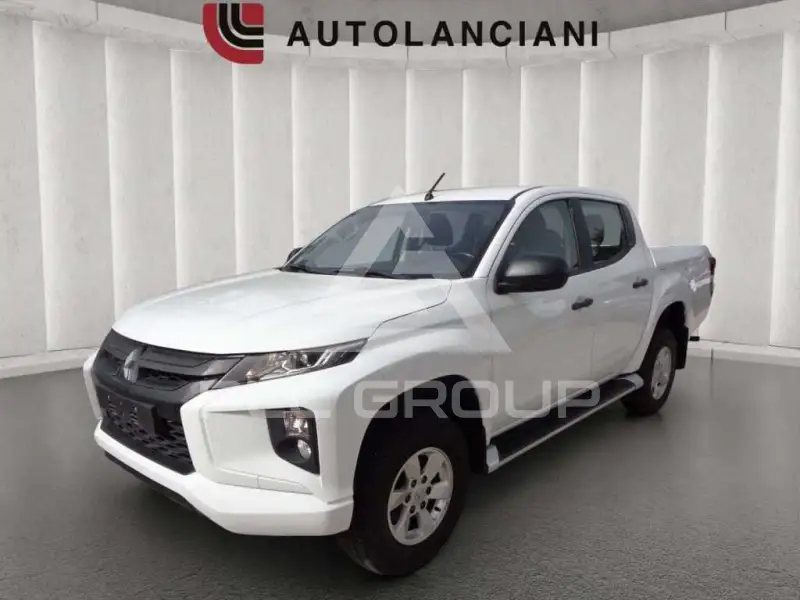 2022 Mitsubishi L200