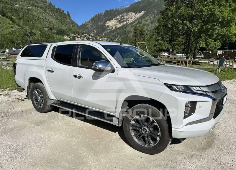 2022 Mitsubishi L200
