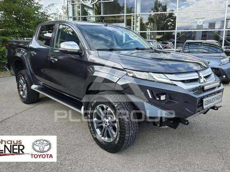 2022 Mitsubishi L200