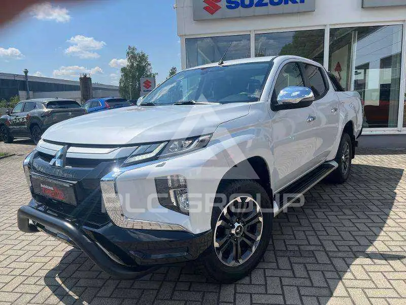 2022 Mitsubishi L200