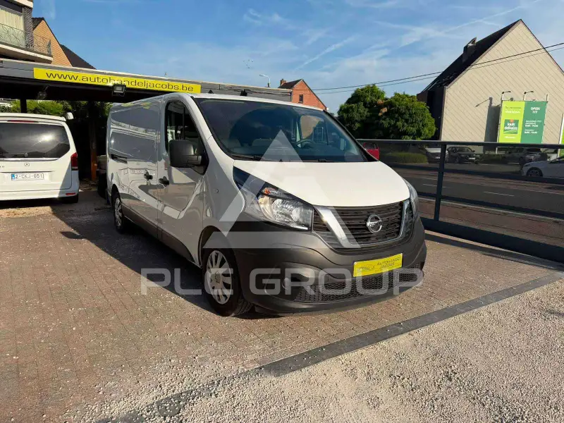 2022 Nissan NV 300