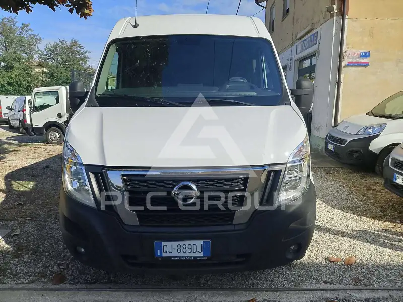 2022 Nissan Interstar