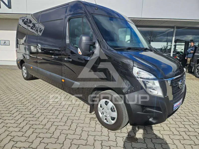 2022 Nissan Interstar