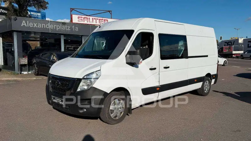 2022 Nissan Interstar