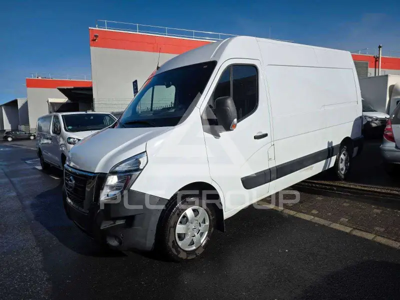2022 Nissan Interstar