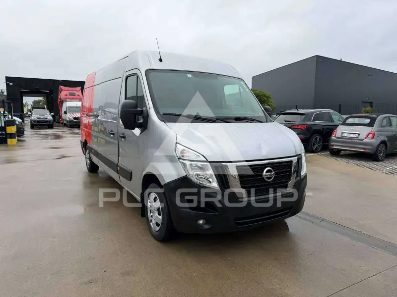 2022 Nissan Interstar
