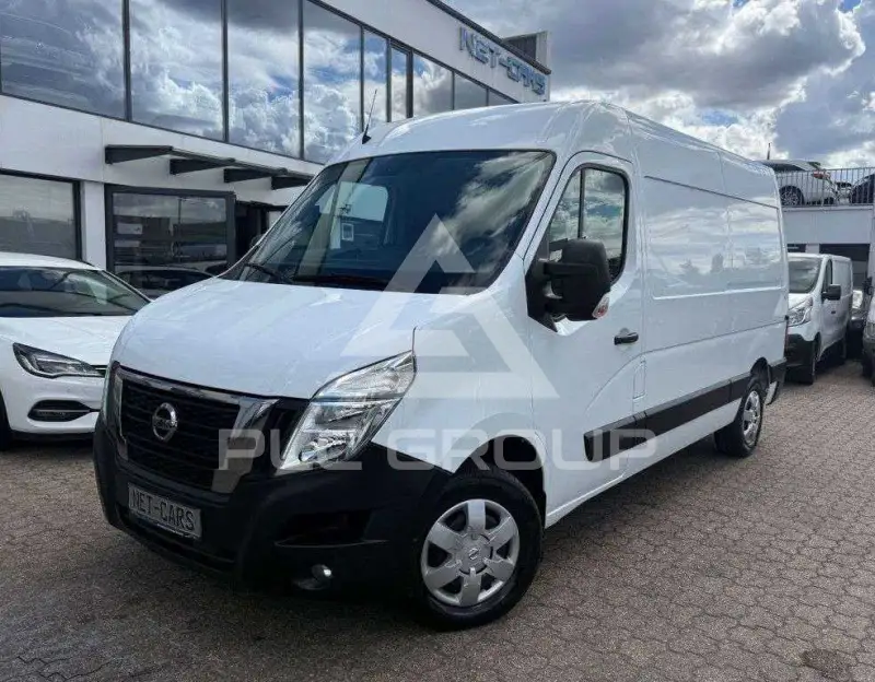 2022 Nissan Interstar