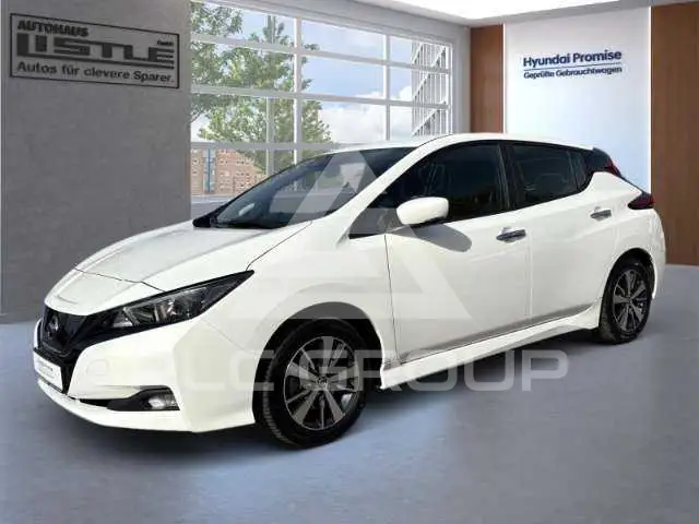 2022 Nissan LEAF