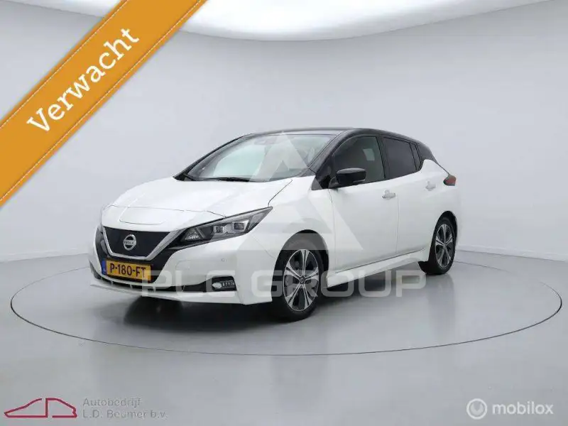 2022 Nissan LEAF