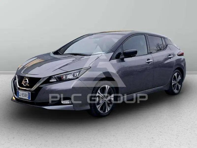 2022 Nissan LEAF