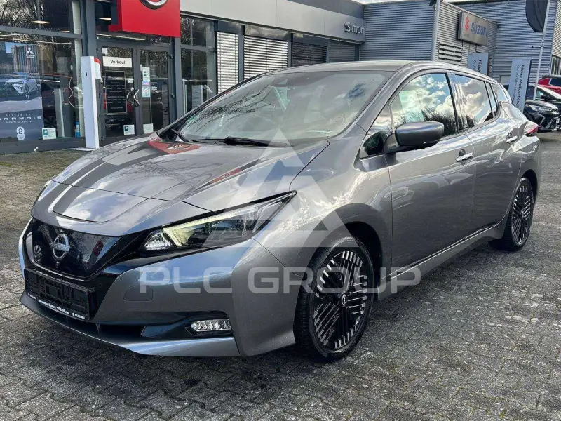 2022 Nissan LEAF