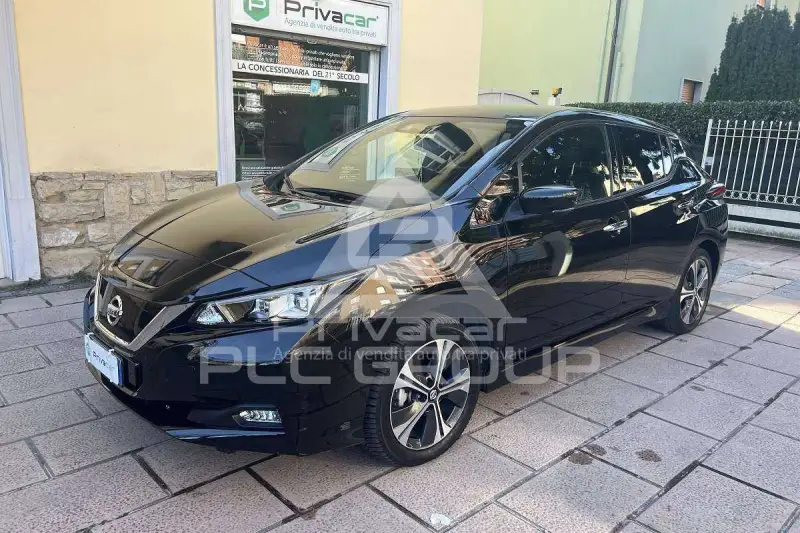 2022 Nissan LEAF